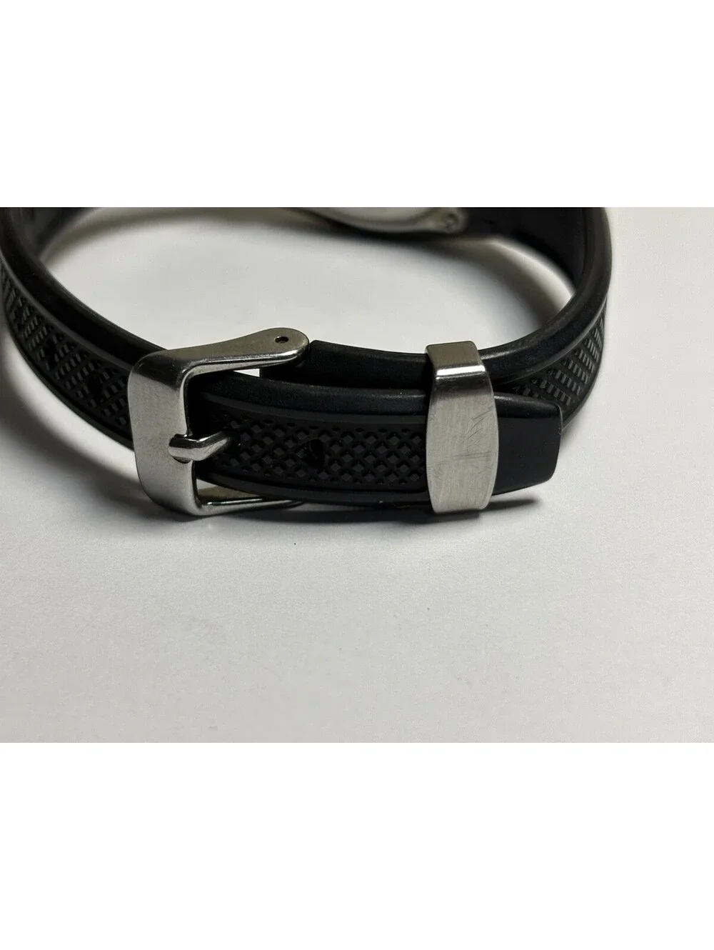 Eddie Bauer Surf Sport Watch Black Dial Rubber Strap 330FT Water Resistant